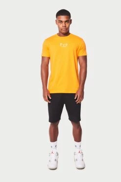 SS22 NEW IN Essential T-Shirt - Orange