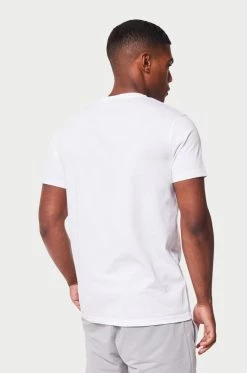 SS22 NEW IN Essential T-shirt - White - Left Chest Logo
