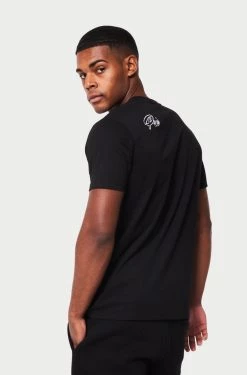 SS22 Seattle Badge T-Shirt - Black T-SHIRTS