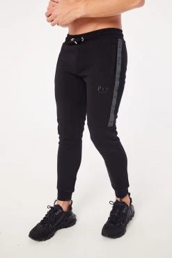 AW20 JOGGERS Arcos Jogger - Iridescent - Black